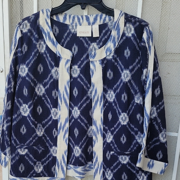 Chicos Blue and White Size 1 Patterned Jacket - Picture 7 of 7